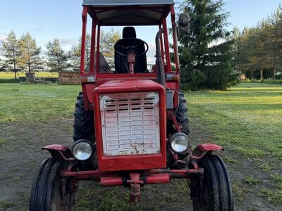 Traktor T25