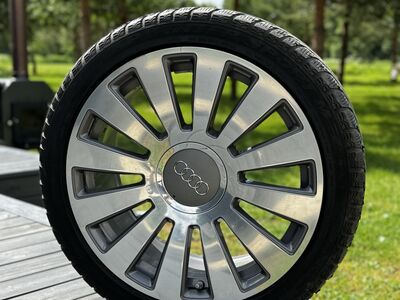 Audi 12 spoke 19” valuveljed, originaal