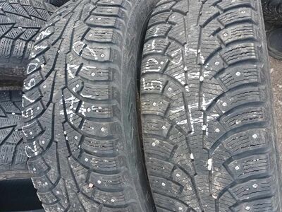 215/60/R17 Nokian naastrehvid 2tk