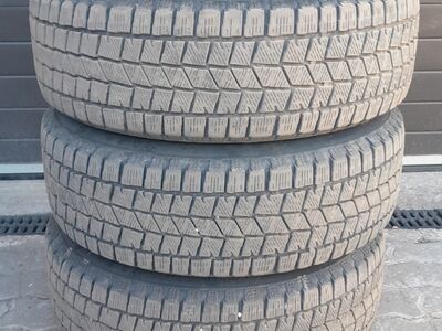 Talverehvid 17"215/65