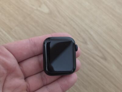 Apple Watch SE 40mm
