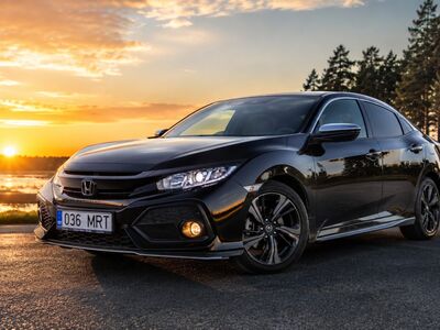 Honda Civic Navi Sensing 1.6 88kW