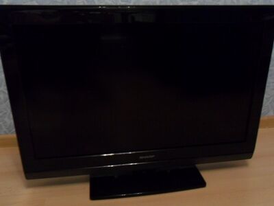 32" LCD TV/monitor Sharp