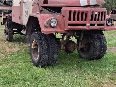 Zil 131 topeltkabiin