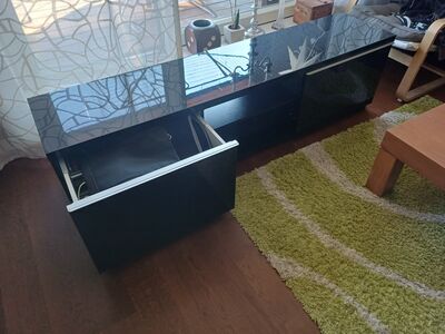 TV-alus