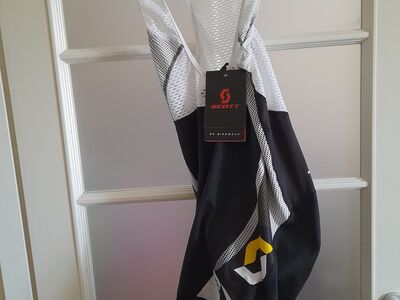 Lühikesed ratturi püksid Scott, Sportful
