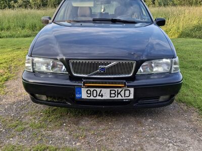 Volvo v70 2000a 2,5 103kw