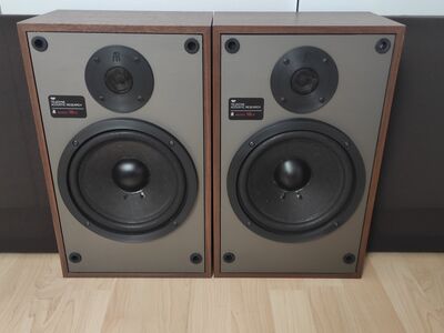 Acoustic Research AR18LS Speakers