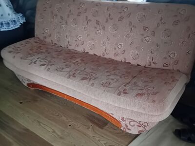 Lahtikäiv diivanvoodi panipaigaga