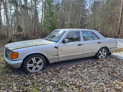 Mercedes-Benz W126 280SE