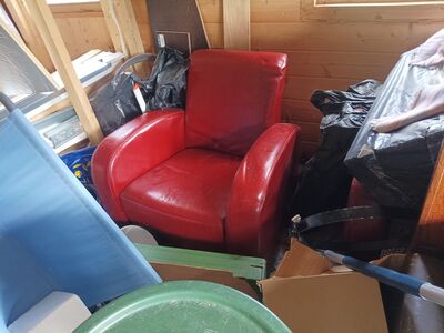 Diivan  +kaks tugitooli väga heas korras