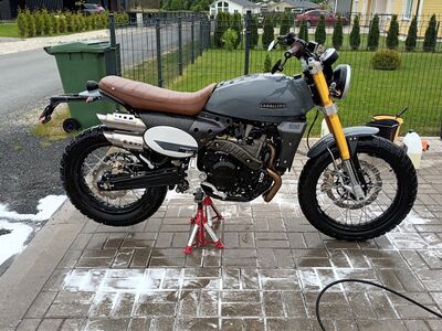 Fantic Caballero 500 Scrambler Deluxe