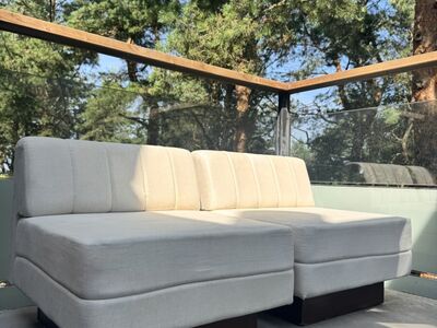 2-Retro mooduldiivani tugitoolid / lounge-toolid