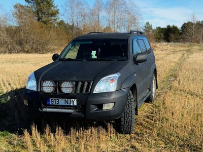 Toyota land Cruiser 120