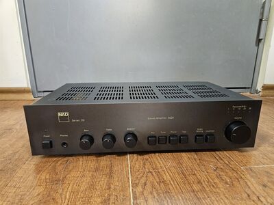 NAD Electronics 3020