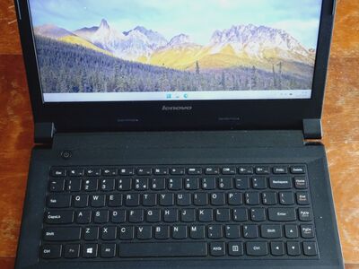 Lenovo B40-30