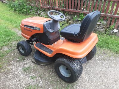 Murutraktor Husqvarna LT151