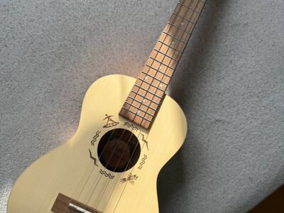 Ukulele Flight - nagu uus, koos kotiga