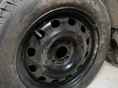 Uus tagavararatas 195/60 R15