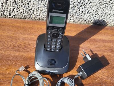 JUHTMEVABA LAUATELEFON PANASONIC