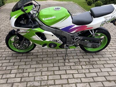 Kawasaki ZX6R 1995