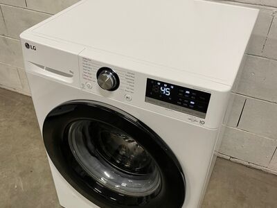 Pesumasin LG DirectDrive 9Kg