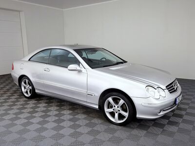 Mercedes-Benz CLK 320
