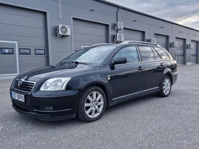 TOYOTA AVENSIS 2.2d_Manu_Rikkalik lisavarustus