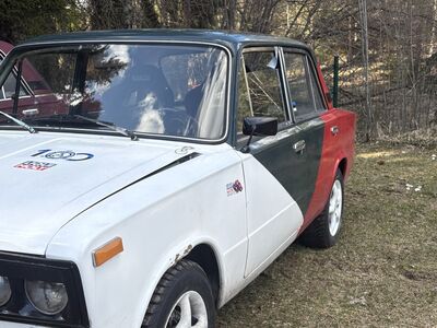 Lada 06