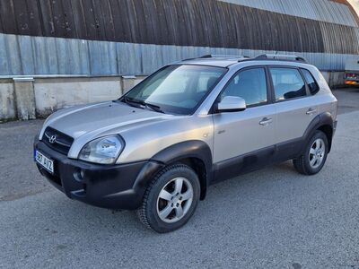 HYUNDAI TUCSON 129kW 4WD, TÜV 07/2027