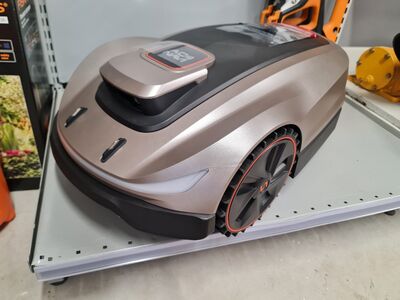 Mururobot/robotniiduk X5 Sunseeker (kaablivaba)
