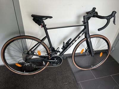 Maanteeratas Scott Speedster 40 (L)