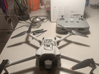 DJI Mini 3 droon (paranduseks/varuosadeks)