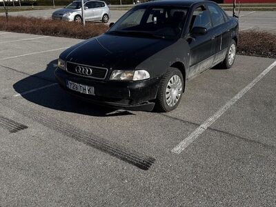 2x Audi A4B5 1.6l 74kW manuaal
