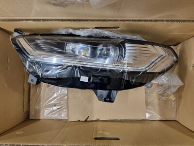 Ford Mondeo 2017-2019 vasak LED esituli