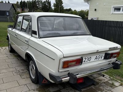 Müüa Vaz 21061