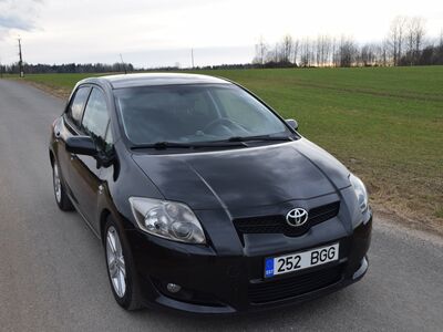 Toyota Auris 2.2d 130kw