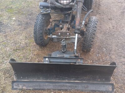 Isetehtud traktor