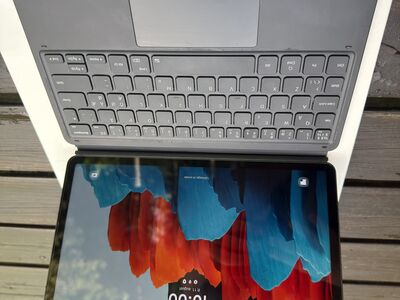 Samsung Galaxy Tab S7 11” 128 GB Wi-Fi +klaviatuur