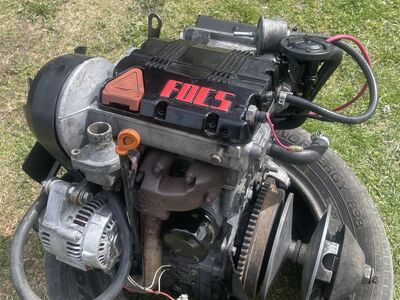 Mopeedauto mootor