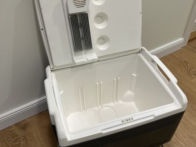 Autokülmik ezetil e 40m ac/dc (38L 12V/230V)