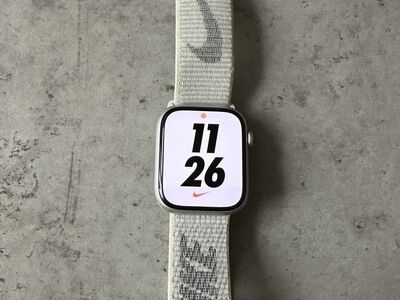 Apple Watch Nike 7 45mm