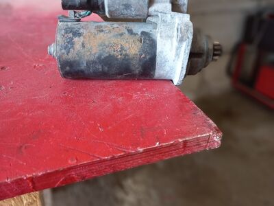 Volkswagen Golf 2008 starter
