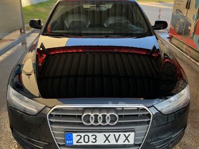 Audi A4 S line 2.0 110kW.