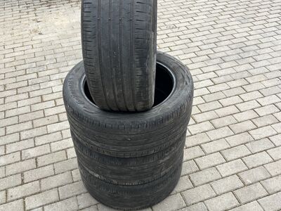Suverehvid Continental 245/45R18