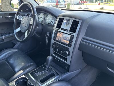 Chrysler 300C SRT Design 3,0CRD 160кВт 2009