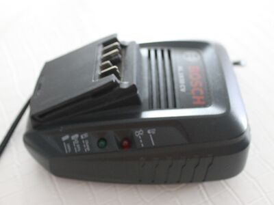 Bosch akulaadija Li-ion akudele, originaal