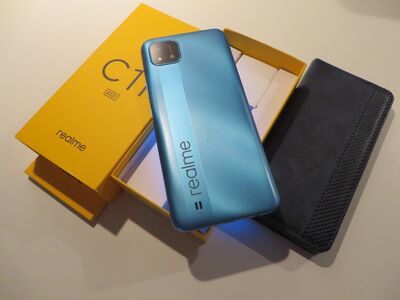 Realme C11  32/2GB,  2021 + uued kaaned