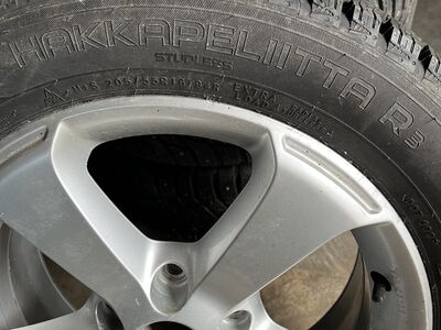 Üksikud valuveljed 5x112 16" uute rehvidega
