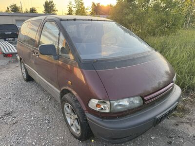 Toyota Previa (LOE KUULUTUS)